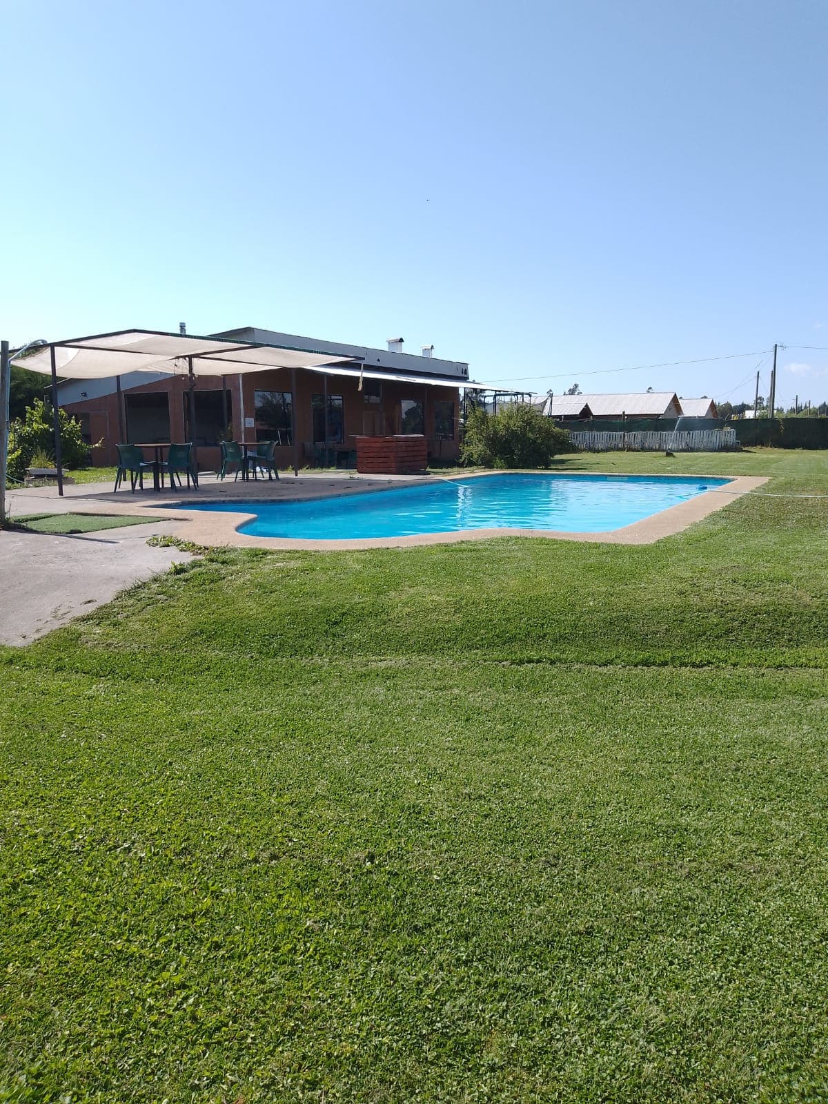 Parcela 2.500 m² con casa y cabaña — Chillán